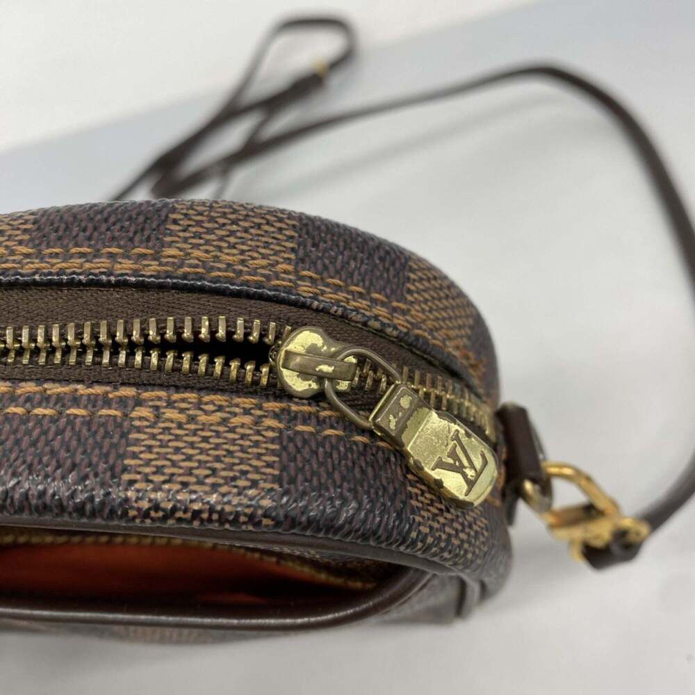LOUIS VUITTON Authentic Brown Damier Pochette Shoulder Bag - Picture 8 of 11